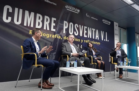 Mesa redonda de la Cumbre de la Posventa del V.I.