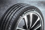 Michelin PRIMACY 5, el neumático diseñado para berlinas y SUVs que innova para unas prestaciones superiores y un menor impacto medioambiental