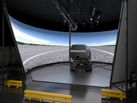 Simulador de conducción de Bridgestone