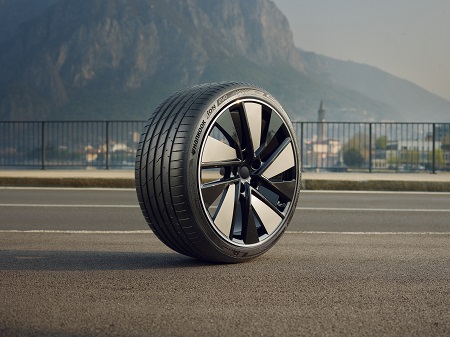 Hankook iON evo