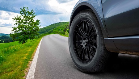 Pirelli presenta el Scorpion All Season SF3