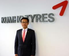 “Kumho Tires como marca es mundialmente conocida y reconocida por los profesionales, ahora queremos llegar al usuario final”