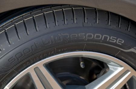 Dunlop Sport BluRespone 