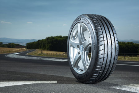 Michelin Pilot Sport 4