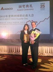 Trelleborg recibe el Premio AGCO 2015 Mejor Prestación de Calidad y el Premio EAME 2015 Proveedor de Logística del Año