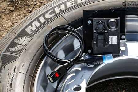 EFFITRAILER, la respuesta innovadora para la gestión de los semi-remolques