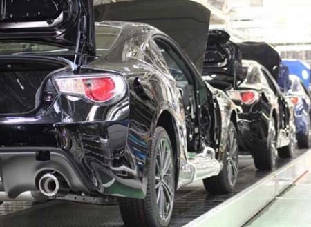 Se vendieron 76.395 turismos en enero