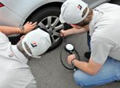 Más de la mitad de conductores conduce con un nivel de presión bajo en sus neumáticos