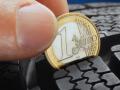 La prueba del euro permite conocer la profundidad del neumático