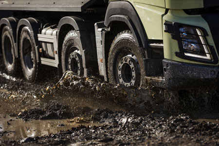 Michelin X® WORKS™ para una utilización mixta dentro y fuera de carretera