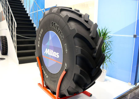 Mitas 20.5R25 EMR-01