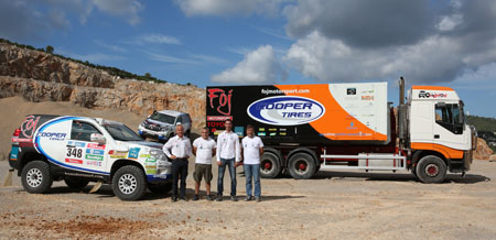 El equipo Fojmotorsport Cooper Tires, listo para el Dakar