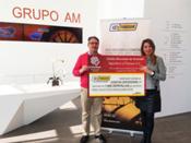 Tiresur y Center’s Auto donan 1.000 zapatillas de deporte a Cáritas