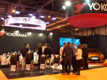 Stand de Yokohama en Motortec