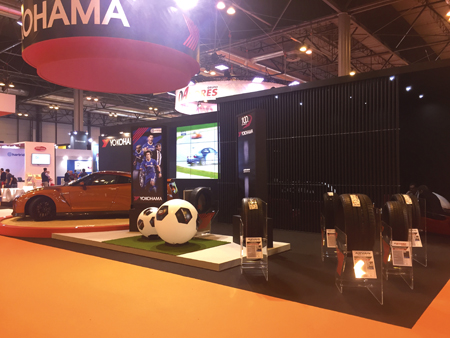 Stand de Yokohama en Motortec