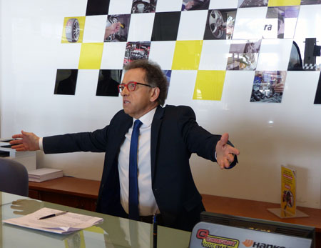 Jordi Hurtado durante la grabación de una camara oculta