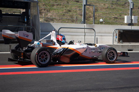 Kumho con el equipo InMotion