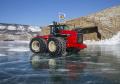 Mitas explora el lago Baikal congelado