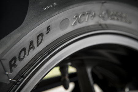 Michelin Road 5