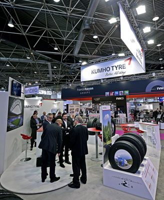 Nuevos neumáticos Kumho de camión