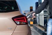 La demanda de coches con combustibles alternativos se dispara en España 