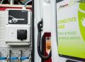 Servicio móvil con estación de carga para vehículos eléctricos/híbridos