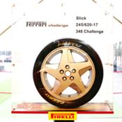 Pirelli exhibe todas las cubiertas creadas específicamente para la Ferrari Challenge