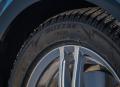 Bridgestone Blizzak LM005