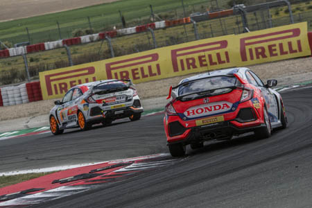 Pirelli P Zero Trofeo R - Neumático oficial del nuevo Campeonato de España de Turismos (CET)