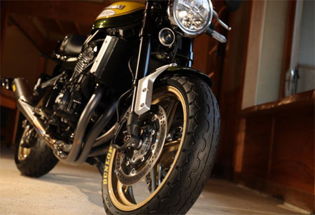 Dunlop lanzará tres nuevos neumáticos de moto