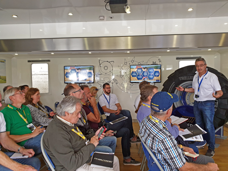 PneuTrac de Trelleborg, seleccionado por New Holland para el T4N