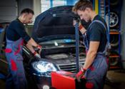 Los defectos graves de iluminación en los coches españoles que acuden a la ITV crecen casi un 40 por ciento en cinco años
