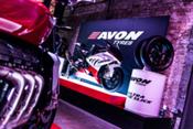 Avon Tyres presenta su nuevo neumático para motos en un congreso mundial de distribuidores 