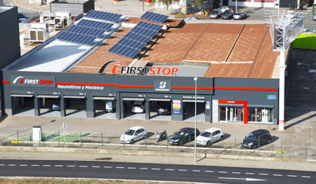 First Stop presenta en Sevilla su primer taller fotovoltaico
