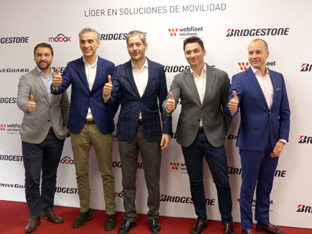 Parte del equipo de Bridgestone presente en el encuentro con la prensa