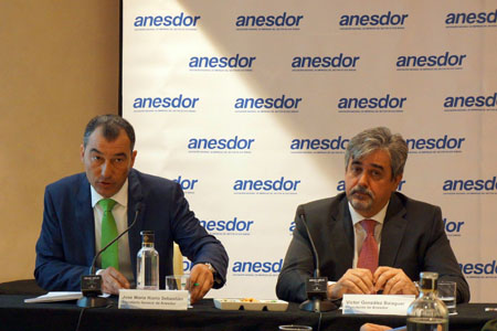 José María Riaño y Víctor González de ANESDOR