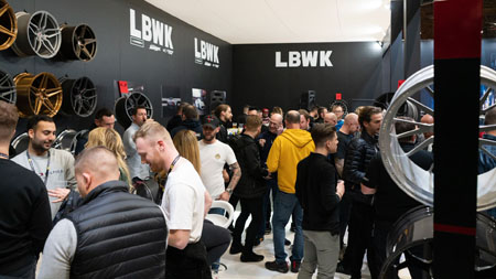 Cooper Tire en Liberty Walk Europe