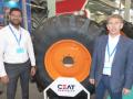 Gaurav Kumar de CEAT Specialty y Javier Urrutia de Safame Comercuial