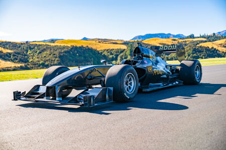 Avon Tyres suministra neumáticos slicks radiales a Rodin Cars