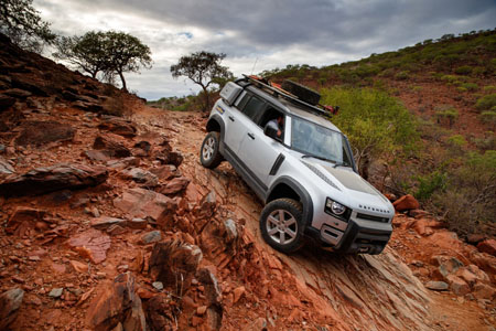 Nuevo Land Rover Defender con neumáticos Goodyear