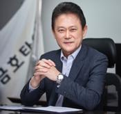 Kumho Tyre reafirma su vocación de servicio al cliente en su 60 aniversario