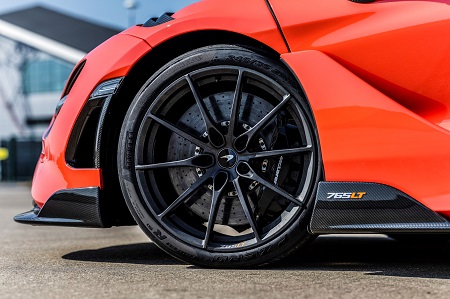McLaren 765LT