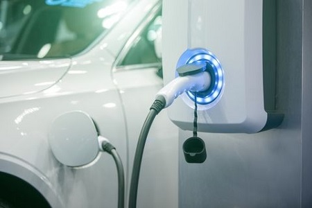 Buenos resultados de los vehículos electrificados, híbridos y de gas