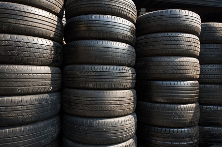 Neumáticos fuera de uso