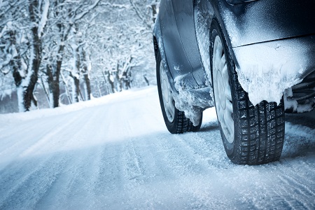 Consejos para conducir con nieve y hielo de forma segura
