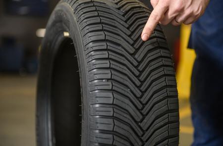 Las nevadas disparan las ventas de neumáticos de invierno