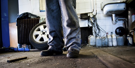 La Guardia Civil comienza una campaña de inspecciones a talleres