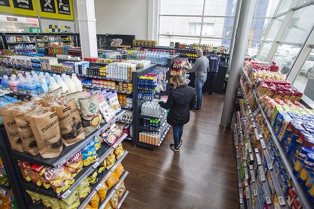 SUMA Supermercados abrirá tiendas en las gasolineras Confortauto