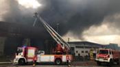 Incendio en la nave de Recambios Frain