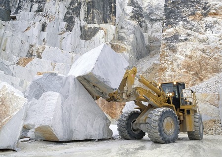 Nuevos neumáticos marcados con 3 de Goodyear para palas cargadoras